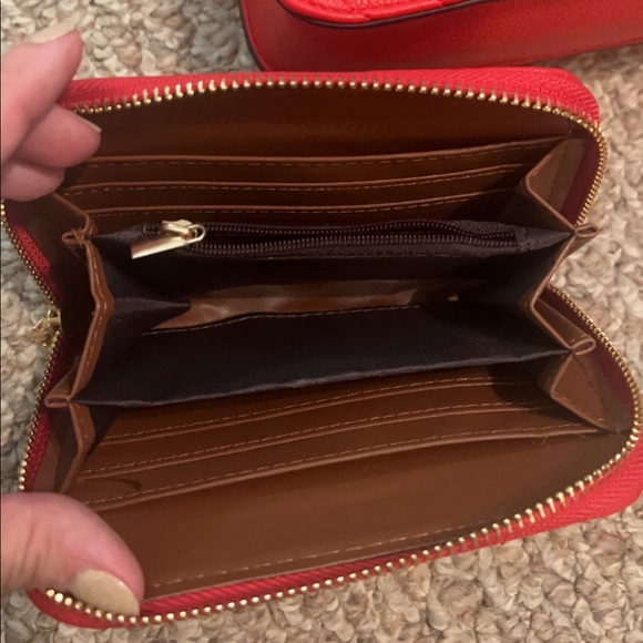 Purse - Picture 5 of 5